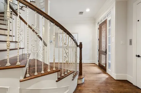 1010 Nantucket Drive F Houston TX 77057