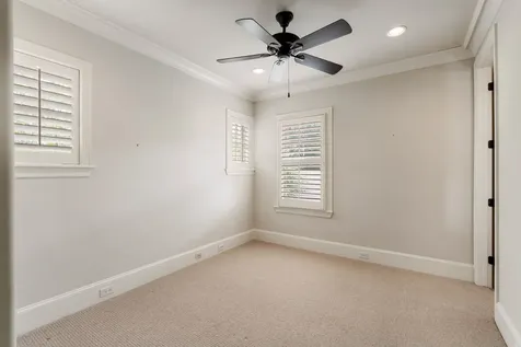 1010 Nantucket Drive F Houston TX 77057