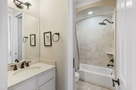 1010 Nantucket Drive F Houston TX 77057