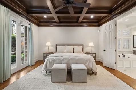 1010 Nantucket Drive F Houston TX 77057