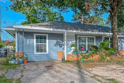 10434 Envoy Street Houston TX 77016