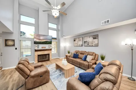 12711 Laurel Bank Way Houston TX 77014