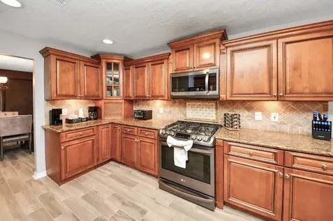 12711 Laurel Bank Way Houston TX 77014