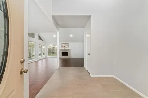7107 Plaza Del Sol Drive Houston TX 77083