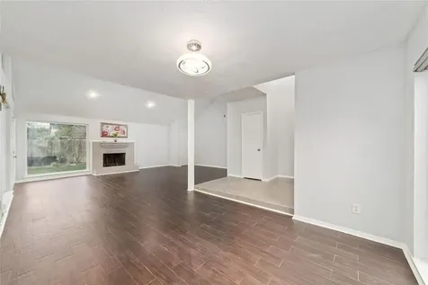 7107 Plaza Del Sol Drive Houston TX 77083
