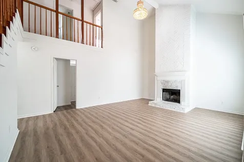 9107 Belle Glen Drive Houston TX 77099