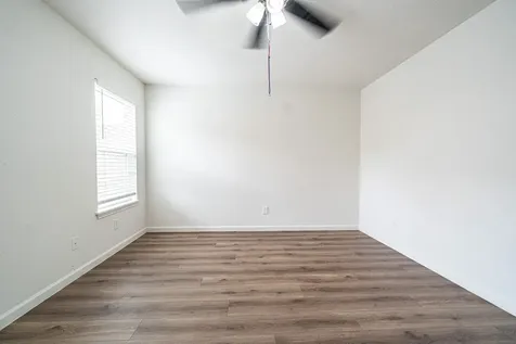 9107 Belle Glen Drive Houston TX 77099