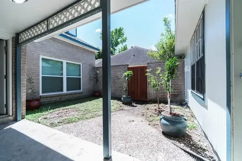 9107 Belle Glen Drive Houston TX 77099