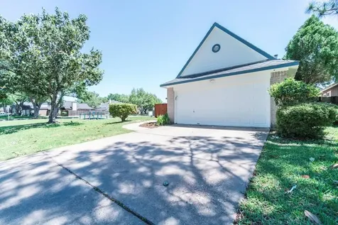 9107 Belle Glen Drive Houston TX 77099