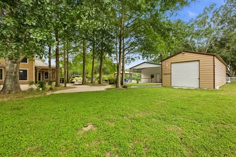 200 Creekside Court Sealy TX 77474