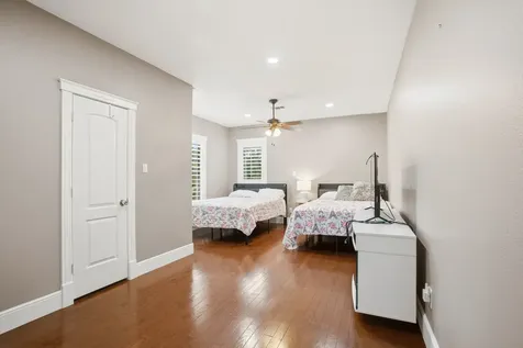 200 Creekside Court Sealy TX 77474
