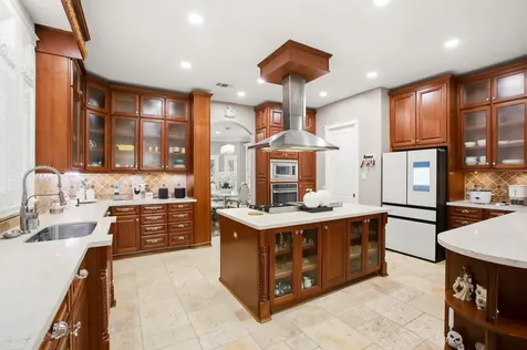 200 Creekside Court Sealy TX 77474