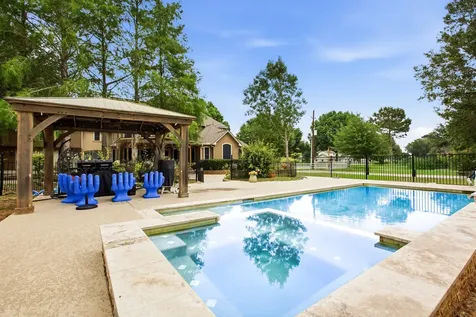 200 Creekside Court Sealy TX 77474