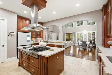 200 Creekside Court Sealy TX 77474