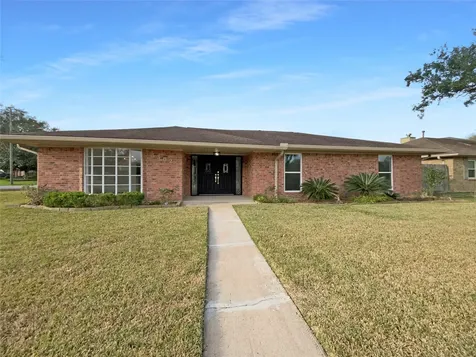 3302 Windsor Street Pearland TX 77581