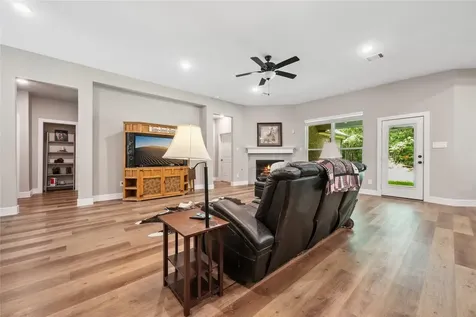 1574 Silver Creek Lane Montgomery TX 77316