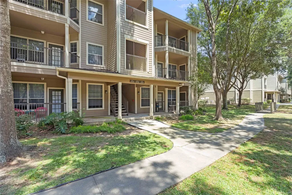 2400-334 Spring Rain Drive Klein TX 77379