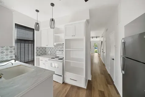 518 Hawthorne Street 1 Houston TX 77006