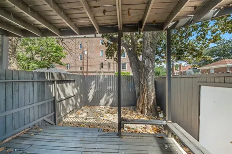 518 Hawthorne Street 1 Houston TX 77006