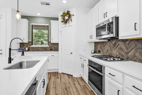 335 Great Hills Drive Montgomery TX 77316