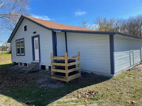 512 W 4th Street Corrigan TX 75939