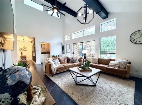 110 Anchusa Street Lake Jackson TX 77566