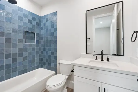 2222 Lou Ellen Lane A Houston TX 77018