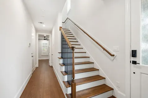 2222 Lou Ellen Lane A Houston TX 77018
