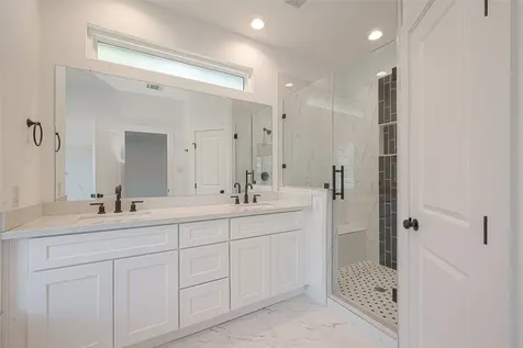 13419 Scott Street Houston TX 77047
