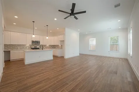 13419 Scott Street Houston TX 77047