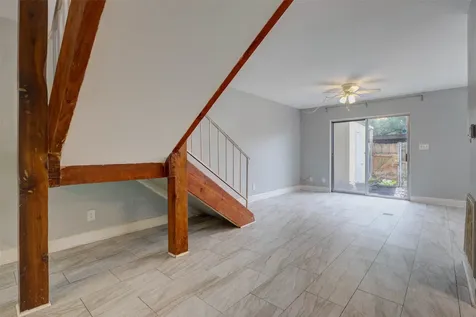 2267 Triway Lane 231 Houston TX 77043
