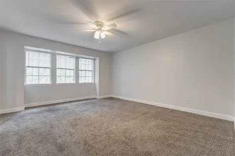 2267 Triway Lane 231 Houston TX 77043