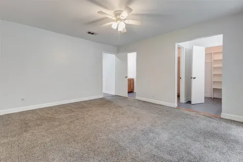 2267 Triway Lane 231 Houston TX 77043
