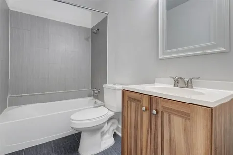 2267 Triway Lane 231 Houston TX 77043