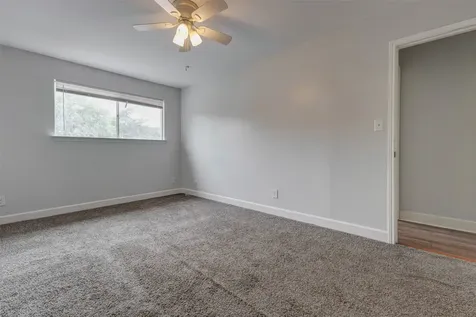 2267 Triway Lane 231 Houston TX 77043
