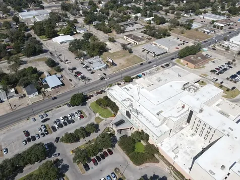 1403 N Navarro Street Victoria TX 77901