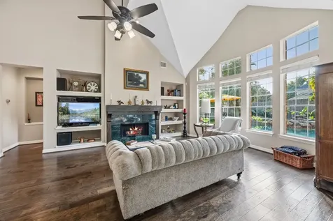2439 Riverway Oak Drive Kingwood TX 77345