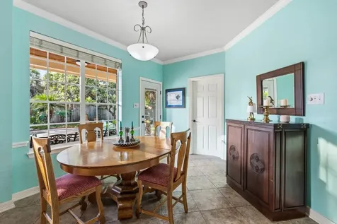 2439 Riverway Oak Drive Kingwood TX 77345