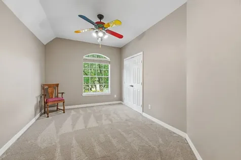 2439 Riverway Oak Drive Kingwood TX 77345