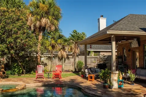 2439 Riverway Oak Drive Kingwood TX 77345