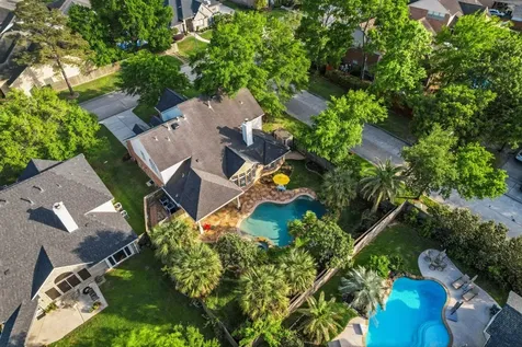 2439 Riverway Oak Drive Kingwood TX 77345