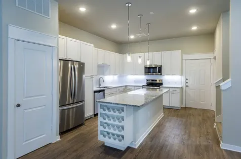 1724 Partnership Way 3101 Katy TX 77449