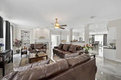 2434 Pebble Beach Drive League City TX 77573