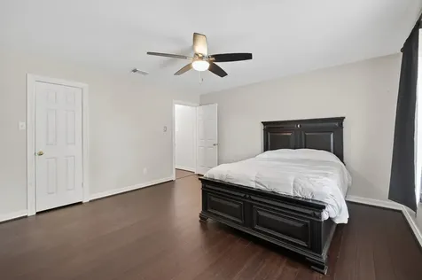 2434 Pebble Beach Drive League City TX 77573