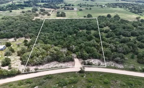 1649 Davis Road Muldoon TX 78949
