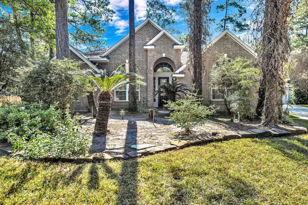6 Old River Place The Woodlands TX 77382