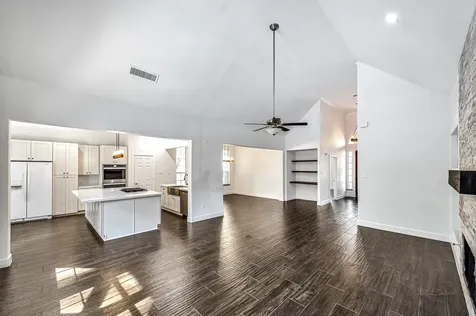 6 Old River Place The Woodlands TX 77382