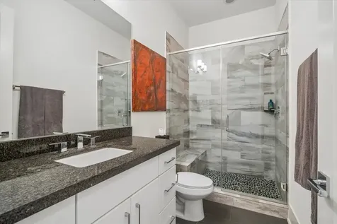 1526 Vermont Street Houston TX 77006