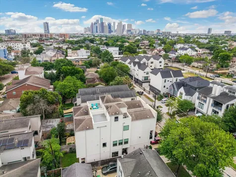 1526 Vermont Street Houston TX 77006