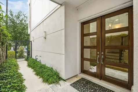 1526 Vermont Street Houston TX 77006